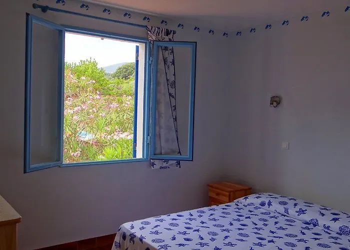 Funtanella 2* Sagone (Corsica)